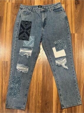 Simple Society Patchwork Distressed Women’s Jeans - Blue Denim, Size 13/31